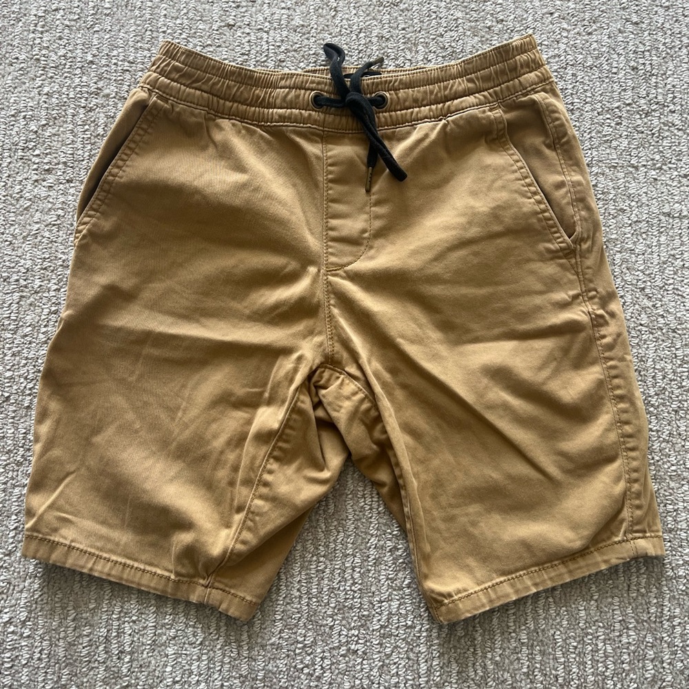 Hollister beige shorts